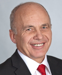 Ueli Maurer